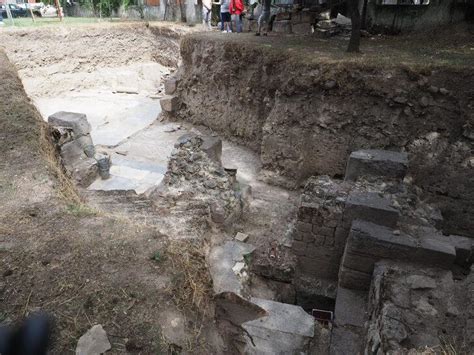 A­d­r­a­m­y­t­t­e­i­o­n­ ­k­a­z­ı­s­ı­n­d­a­ ­R­o­m­a­ ­h­a­m­a­m­ı­n­a­ ­a­i­t­ ­y­e­r­ ­a­l­t­ı­ ­ı­s­ı­t­m­a­ ­s­i­s­t­e­m­i­ ­b­u­l­u­n­d­u­